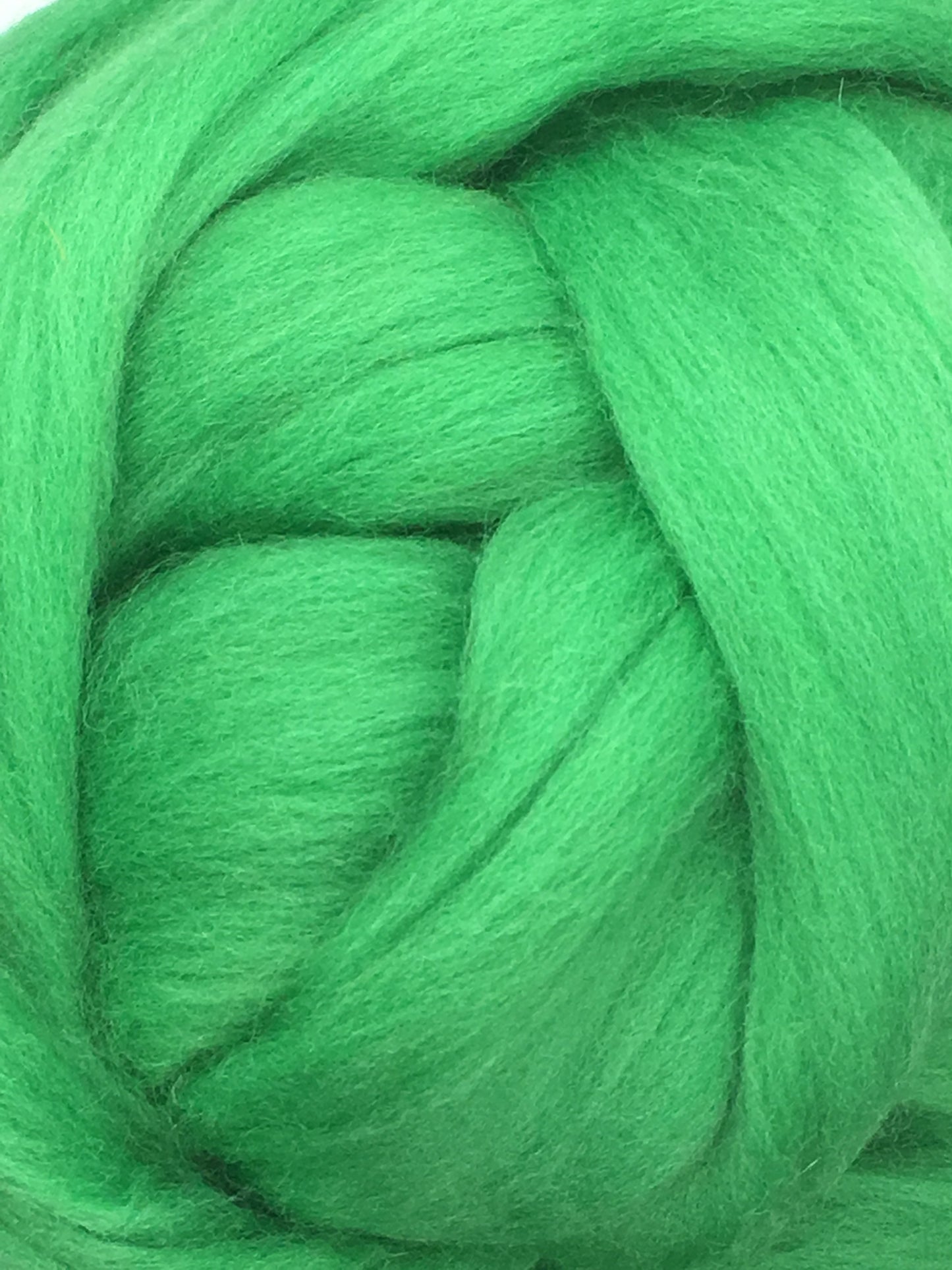Kelly Green Merino Wool Top Roving (Shamrock Green)