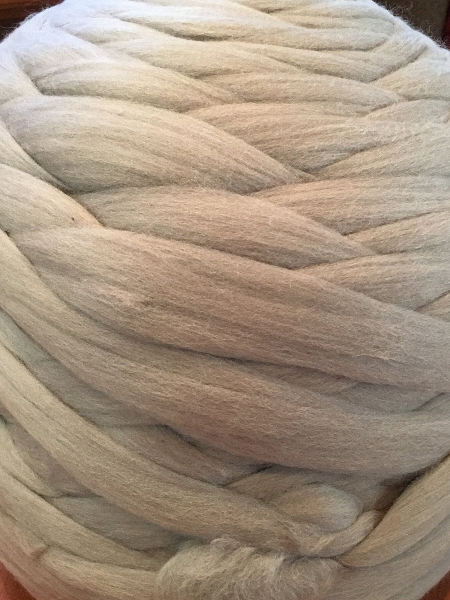 Silver Gray Storm Bulk Roll 14 lbs!   Wholesale Merino wool Top Roving- Arm Knit Chunky Blanket Do It Yourself Spin Felt Craft