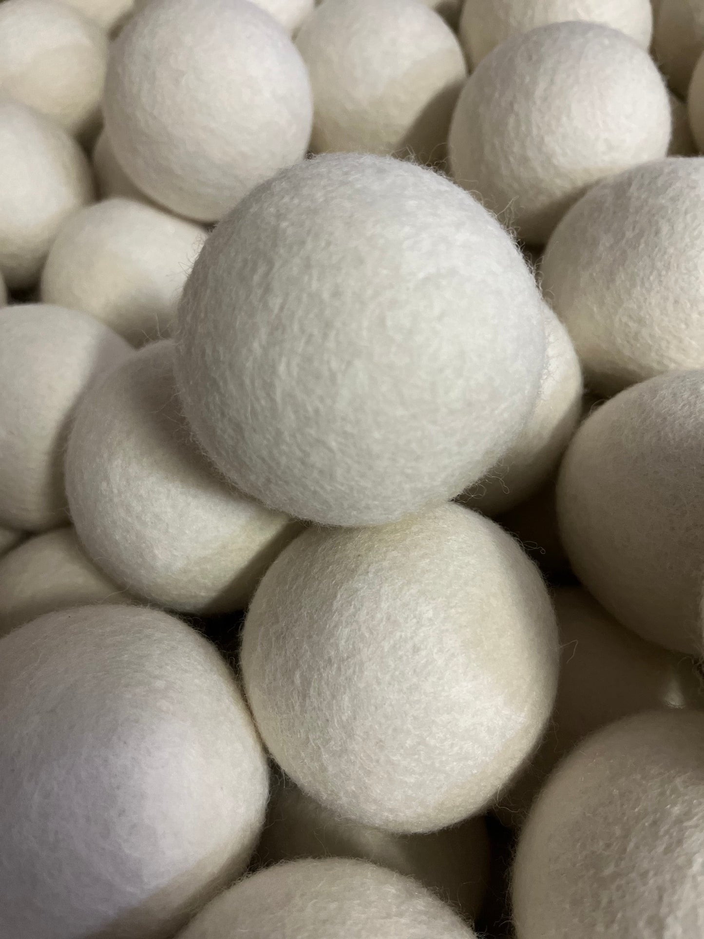 2000 All Wool Dryer Balls (White)