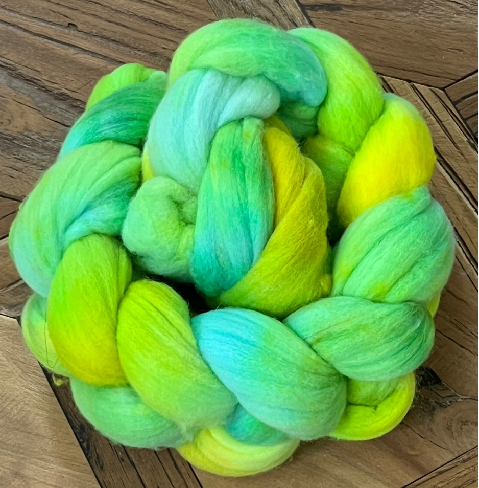 Superfine Merino Wool, Superfine Hand Spinning Roving - Hand Dyed - Lemon Lime Colorway