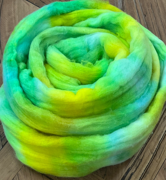 Superfine Merino Wool, Superfine Hand Spinning Roving - Hand Dyed - Lemon Lime Colorway