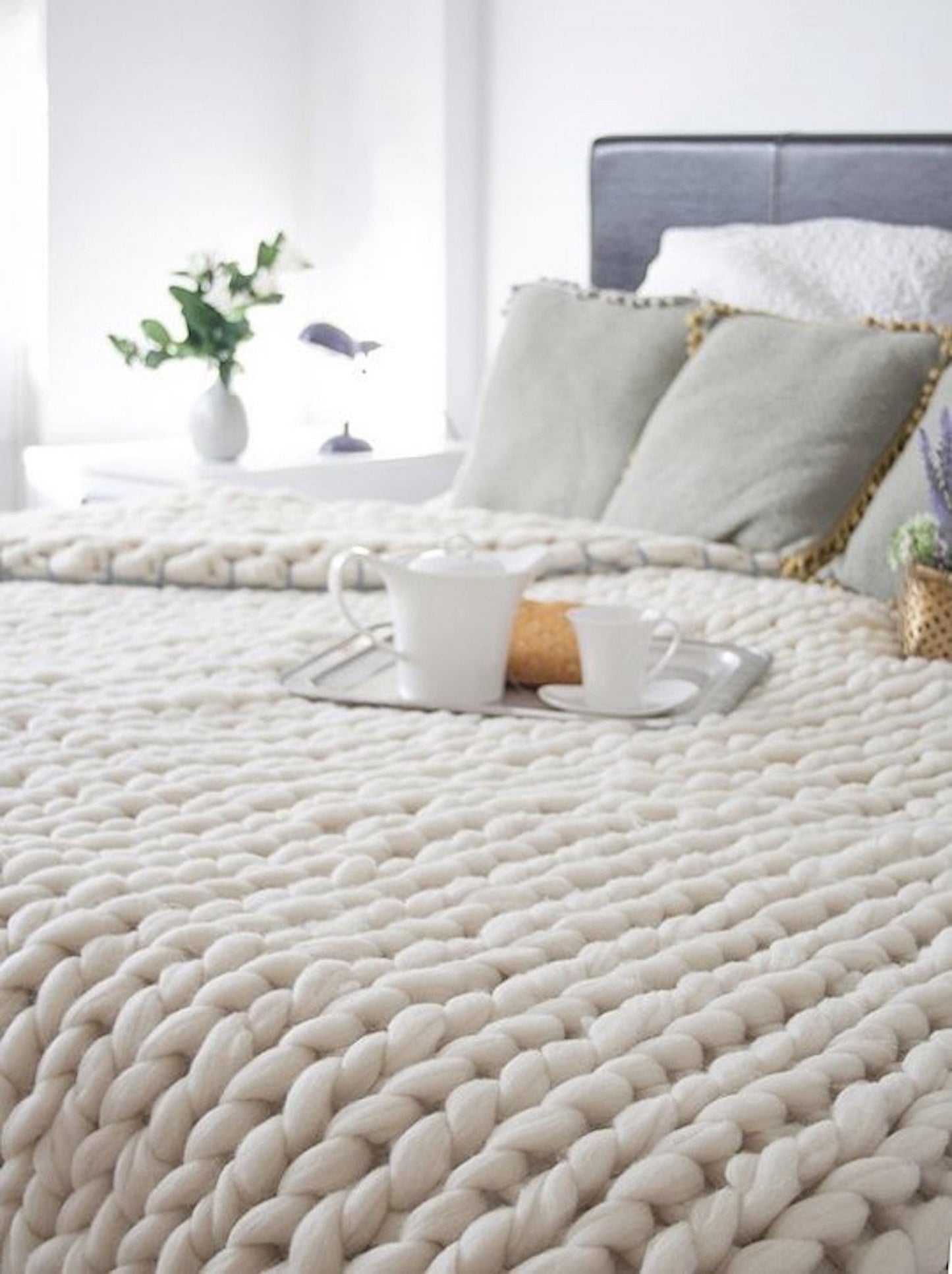 Chunky Knit Wool Blanket Choose Twin Throw, Queen or King and and color merino wool!  Warm Cozy and makes a warm freindly and inviting statement as home decor.