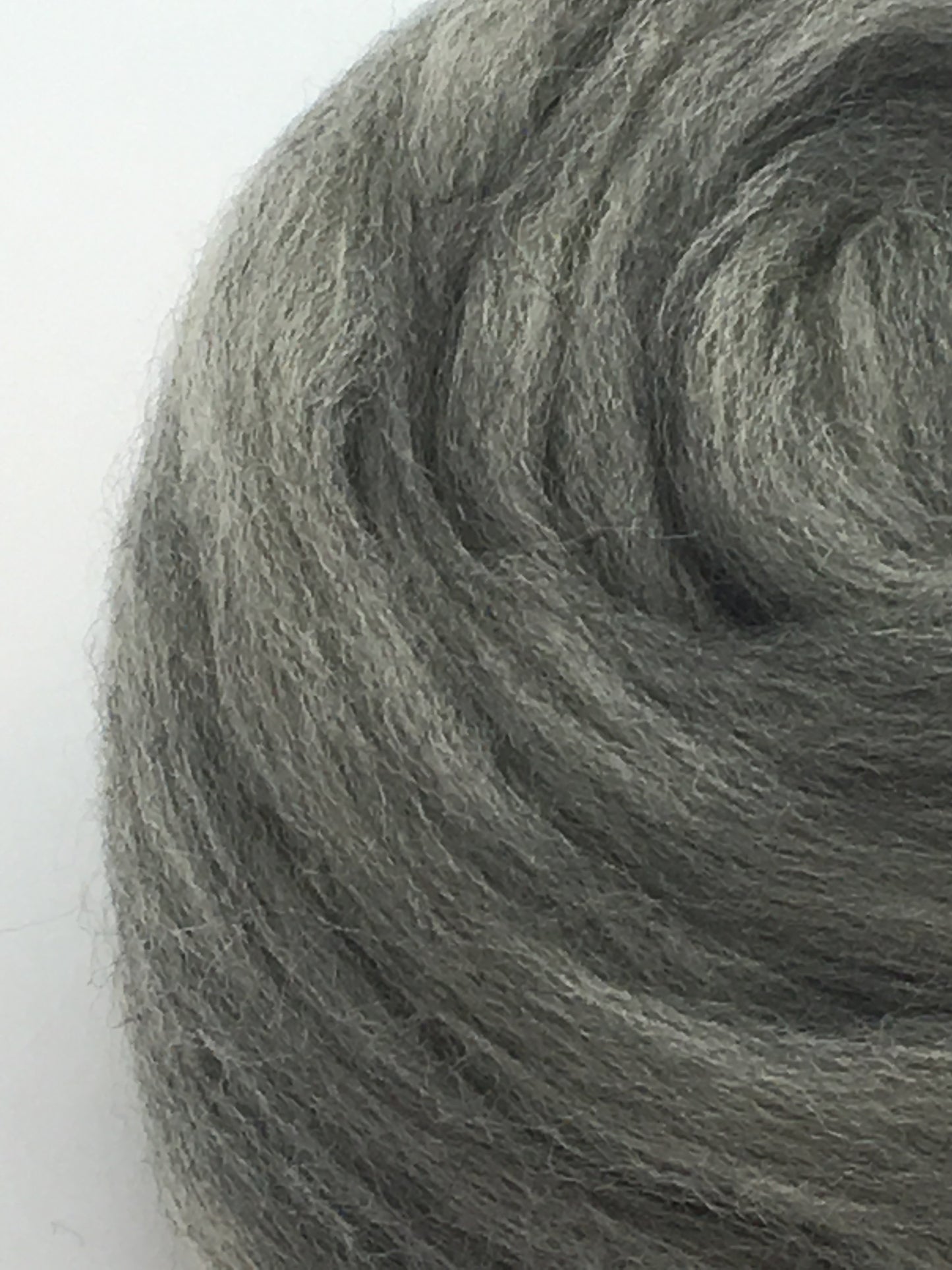 1 lb Gray Wool Roving