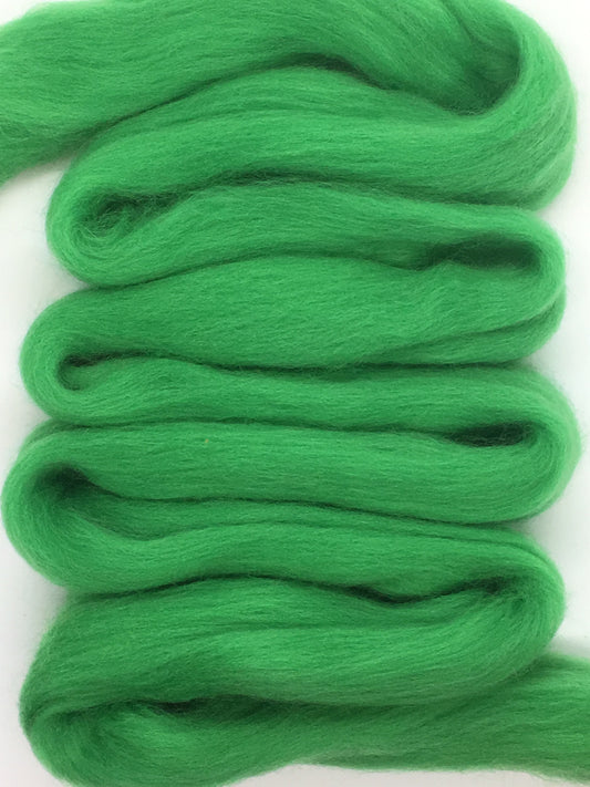 Kelly Green Merino Wool Top Roving (Shamrock Green)