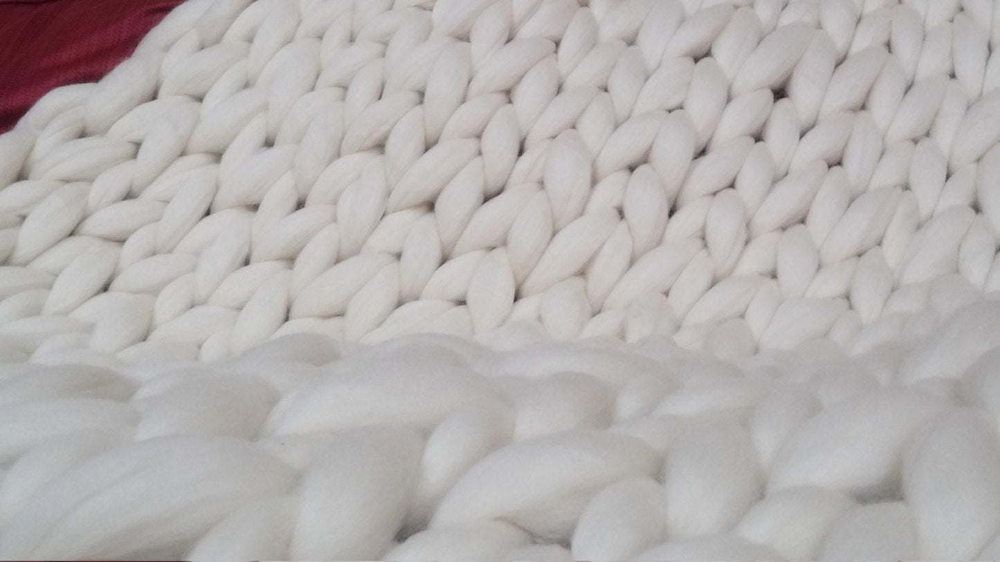 Chunky Knit  Blanket, QUEEN Size 60 x 80, Wool Blanket,  Merino Giant Knitting, Extreme,  Bulky Blanket, Cozy, Gift for Her Wedding Gift