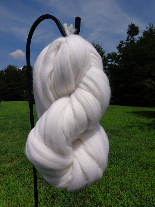 Diamond Bright White Merino Wool Roving