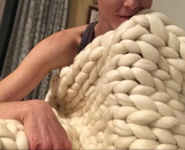 Last One! Chunky Knit Blanket Merino Wool 40" x 63" Throw Blanket Giant Knit, Extra Chunky Bulky Knit Blanket, Gift for her, Gift for mom
