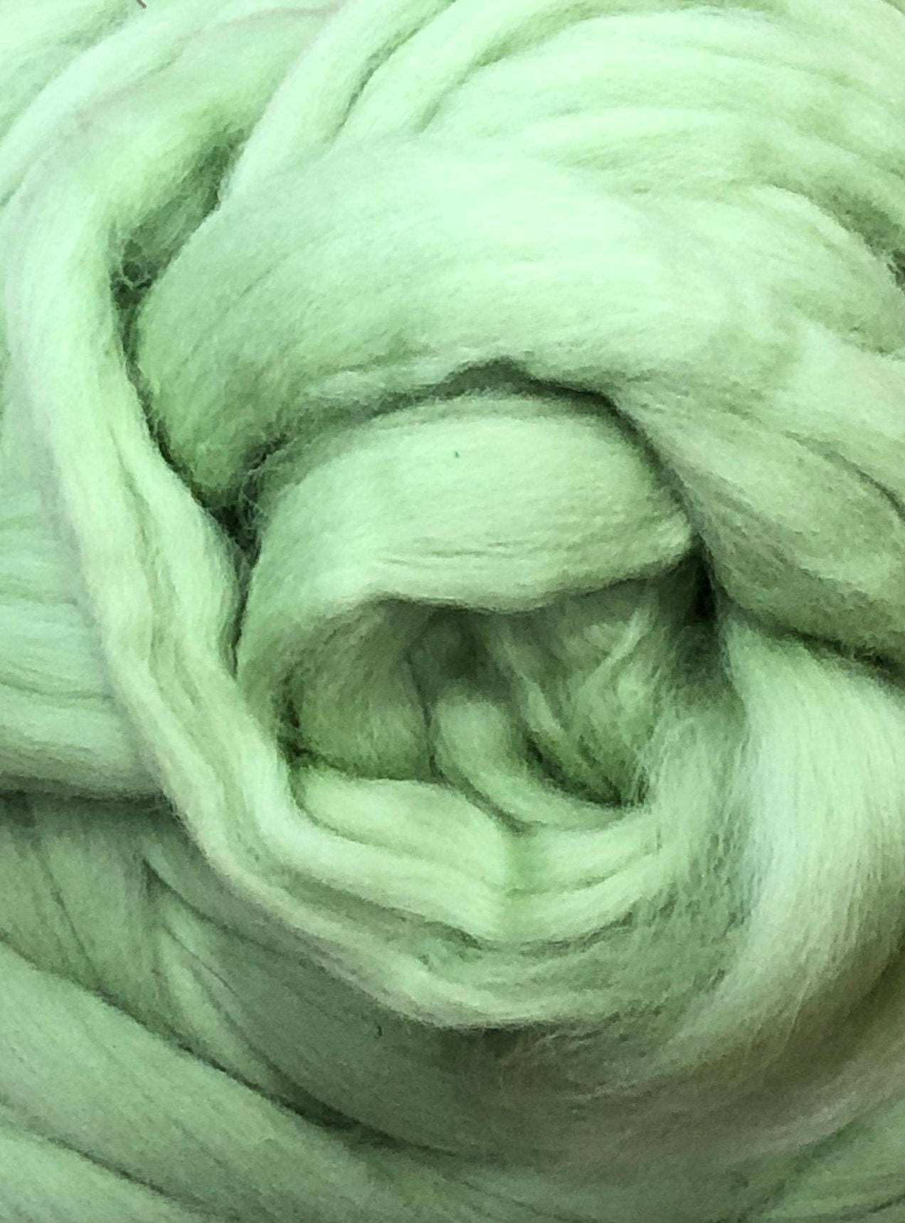 Wool Roving, Mint Green Wool Roving, Spinning wool, Felting Wool, Roving, Roving Wool, Wool Rove, Spin Wool, Wool Roving