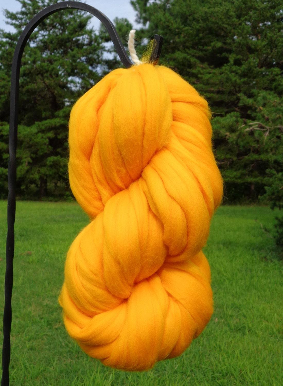 Wool Roving, Golden Yellow Wool Roving, wool top, Merino wool - Spin into Yarn, Needle Felt wet felt all Crafts